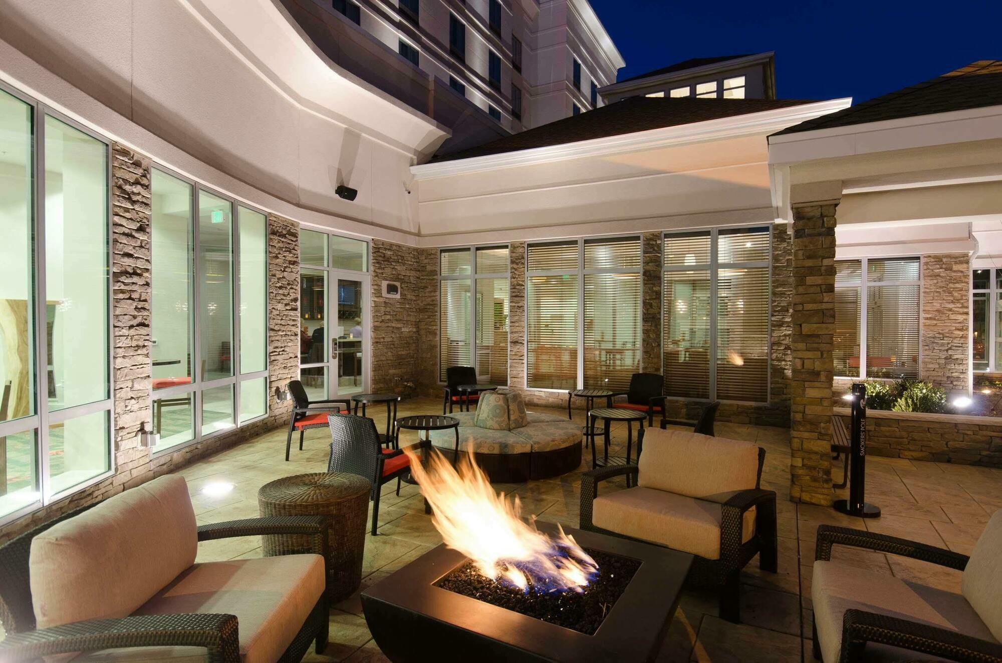 Hilton Garden Inn Hickory Extérieur photo